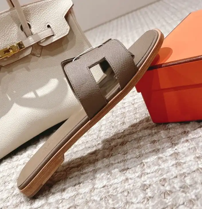 hype Hermes Slippers