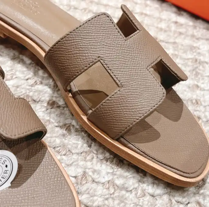 hype Hermes Slippers