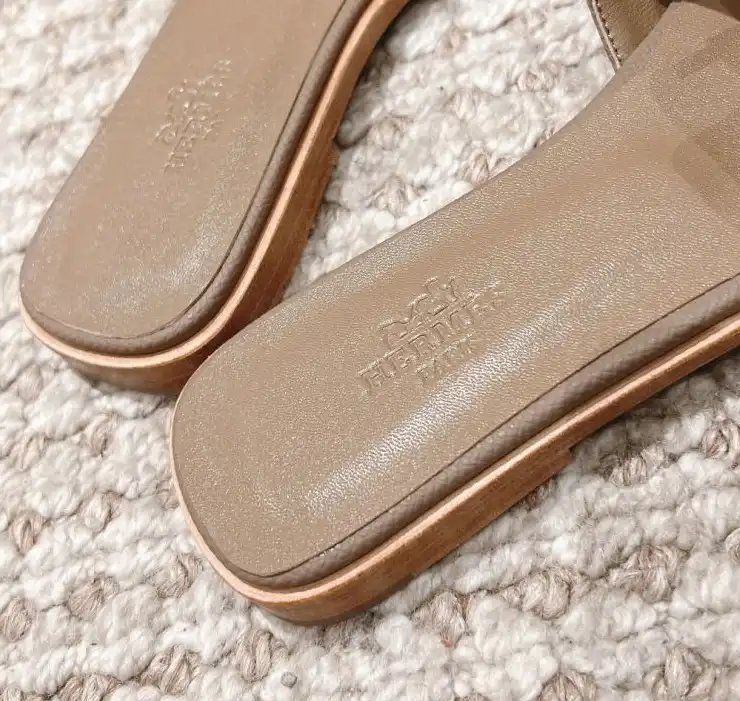 hype Hermes Slippers