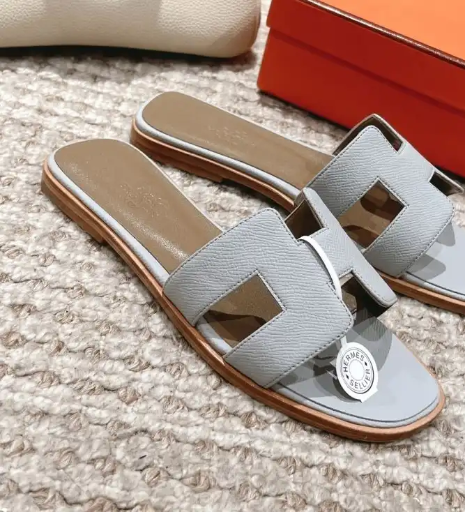 hype Hermes Slippers