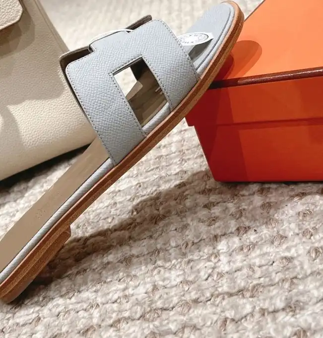 hype Hermes Slippers