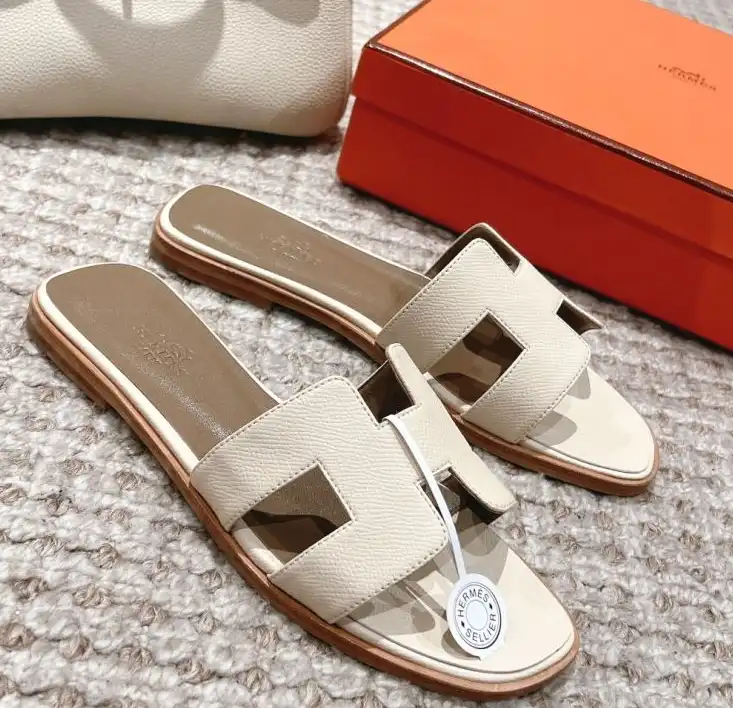 hype Hermes Slippers