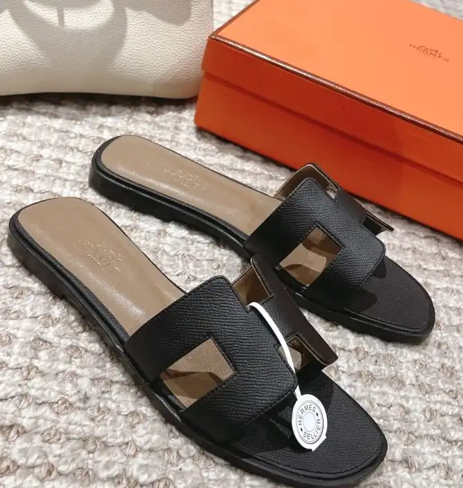 hype Hermes Slippers