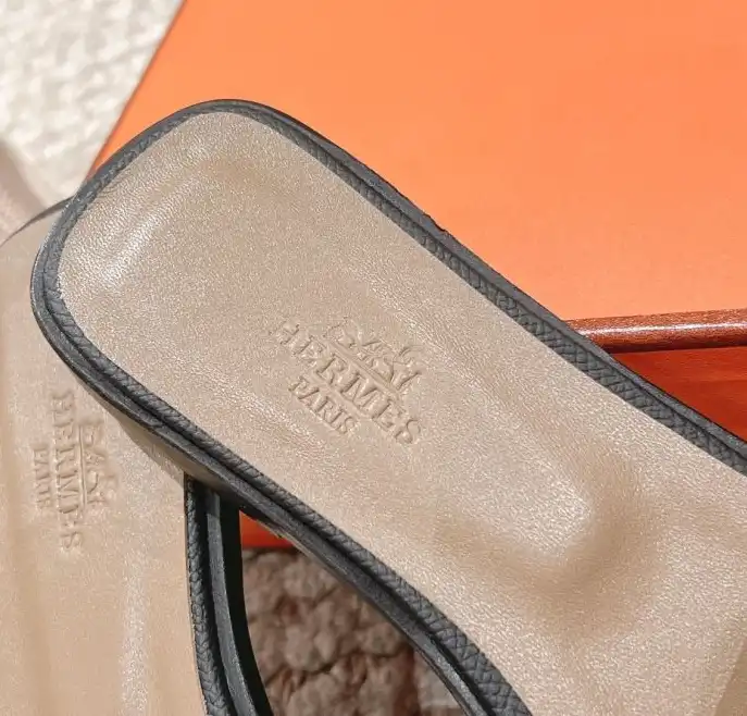 hype Hermes Slippers