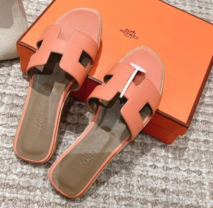 hype Hermes Slippers