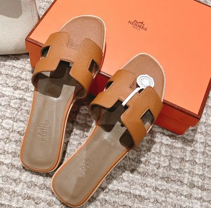 hype Hermes Slippers