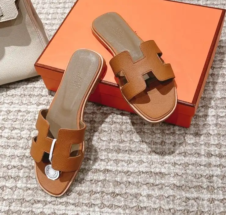 hype Hermes Slippers