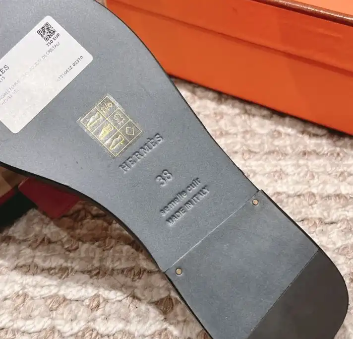 hype Hermes Slippers