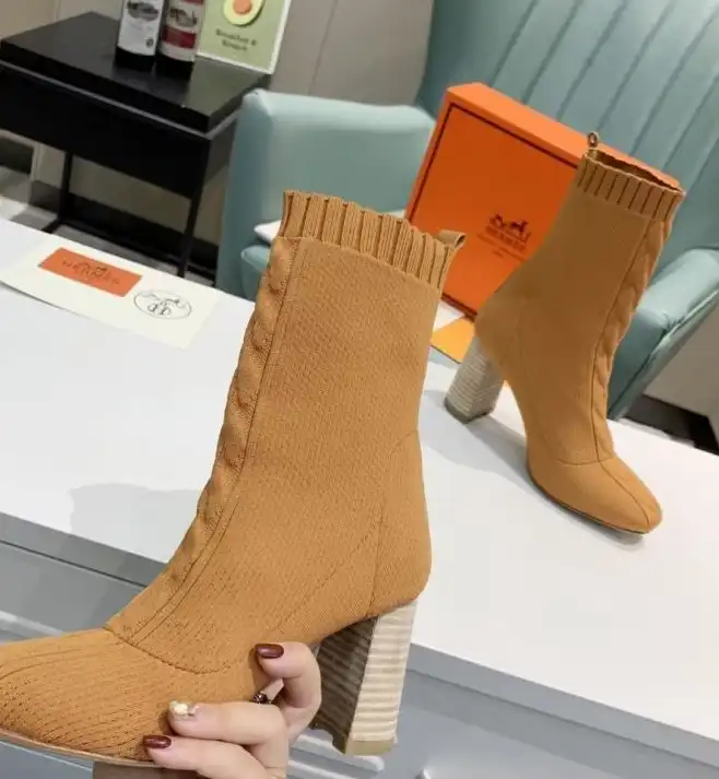 hype Hermes Boots