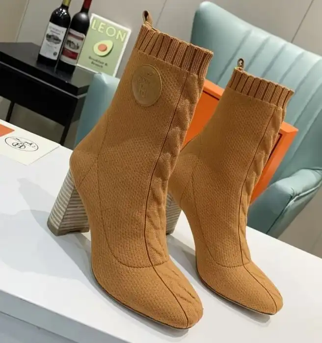 hype Hermes Boots