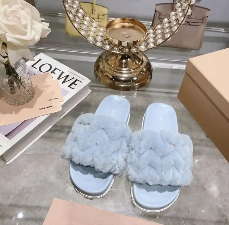 hype Miu Miu Slippers