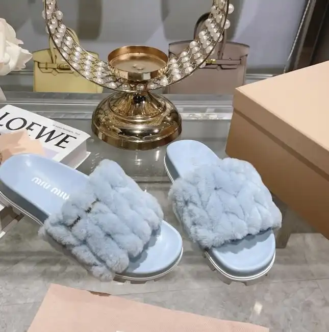 hype Miu Miu Slippers