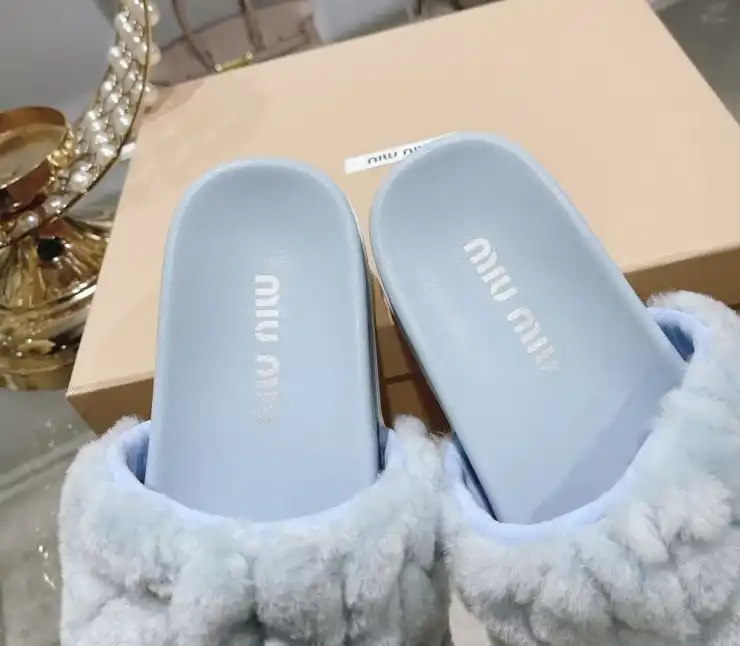 hype Miu Miu Slippers