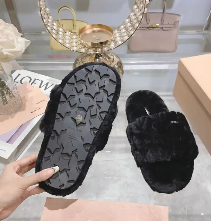 hype Miu Miu Slippers