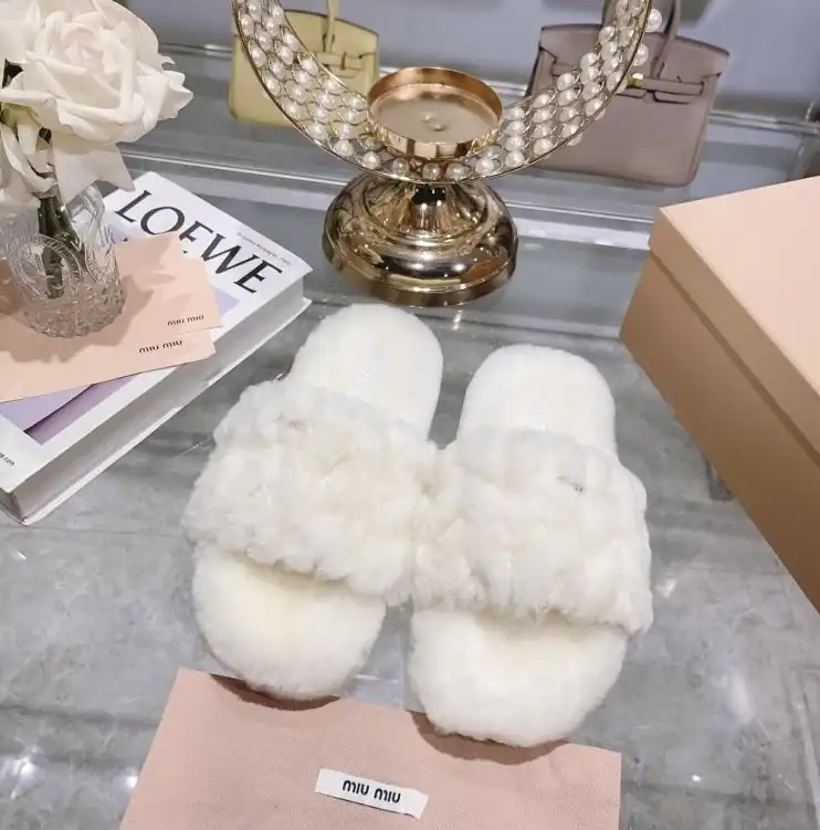 hype Miu Miu Slippers