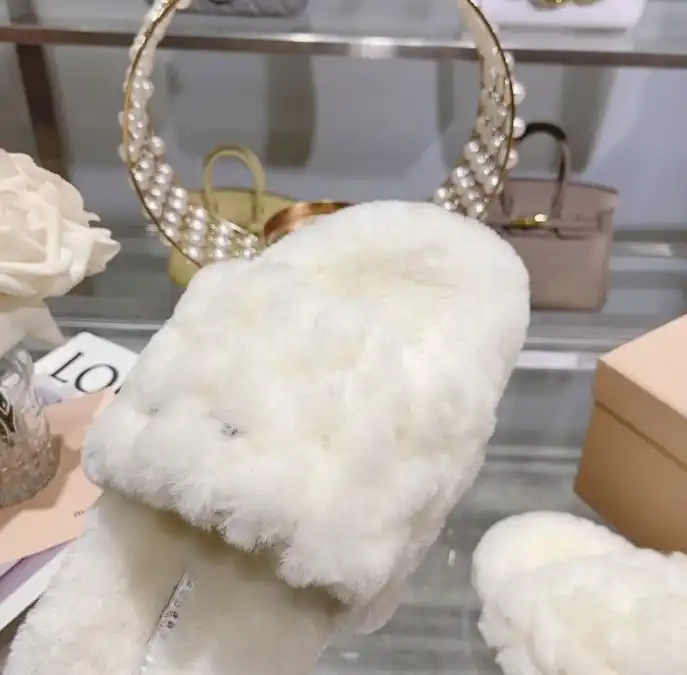 hype Miu Miu Slippers