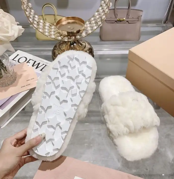 hype Miu Miu Slippers