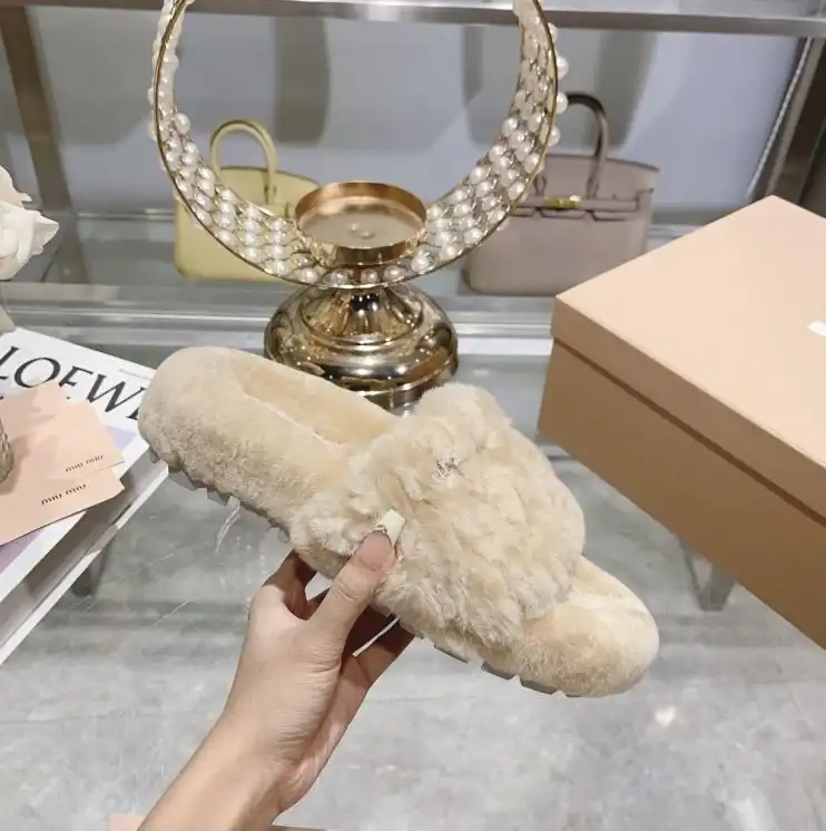 hype Miu Miu Slippers