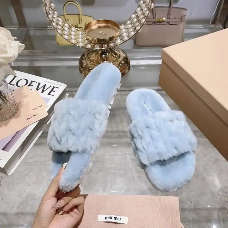 hype Miu Miu Slippers