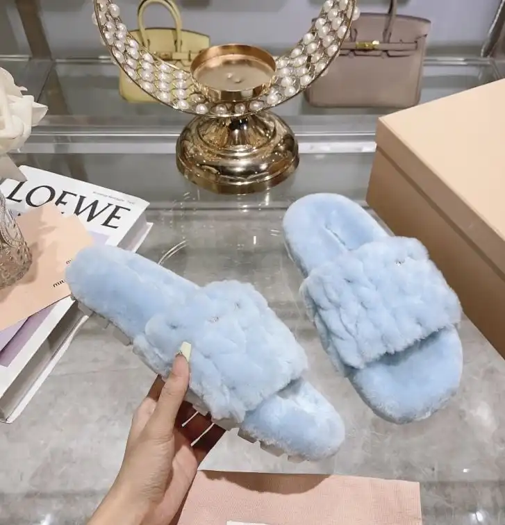 hype Miu Miu Slippers