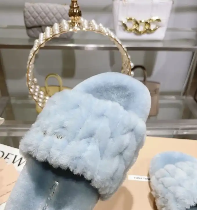 hype Miu Miu Slippers