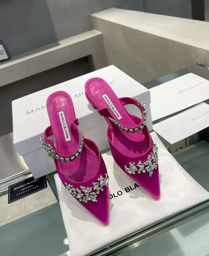 hype Manolo Blahnik High Heels