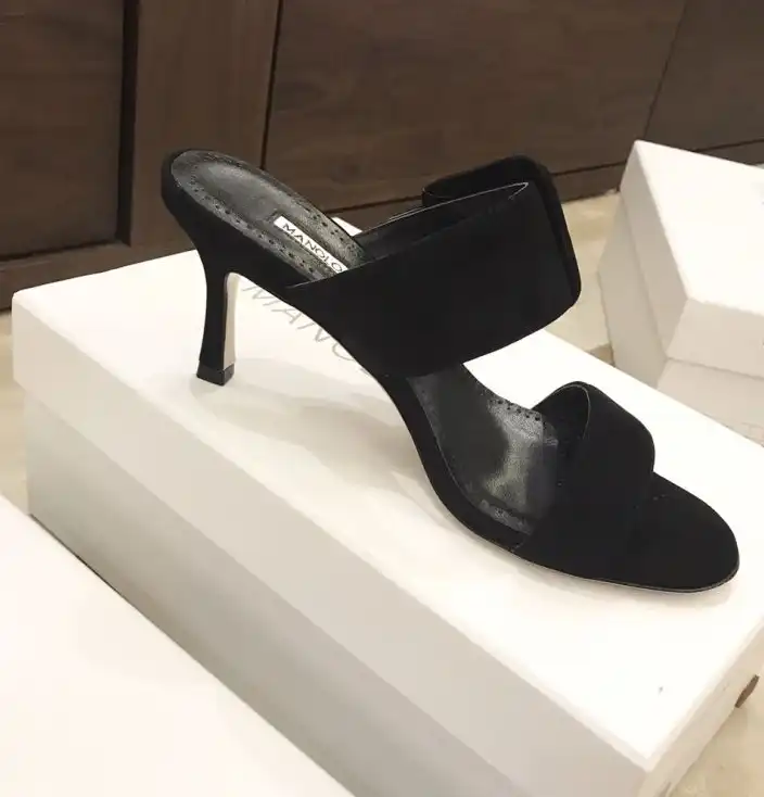 hype Manolo Blahnik High Heels