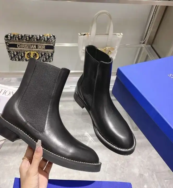 hype Stuart Weitzman Boots