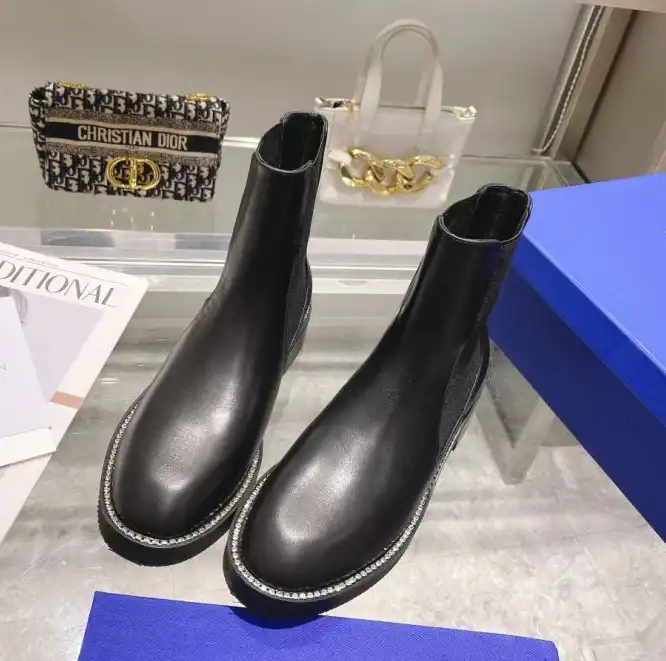 hype Stuart Weitzman Boots