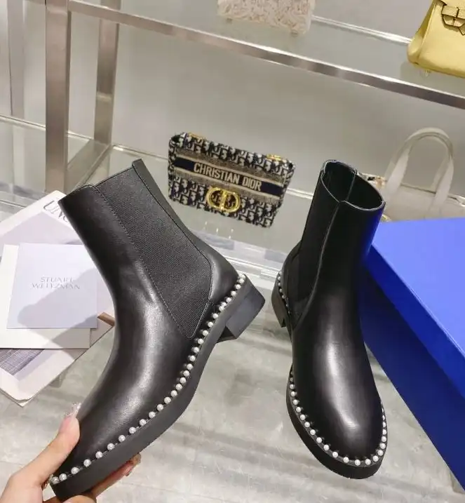 hype Stuart Weitzman Boots