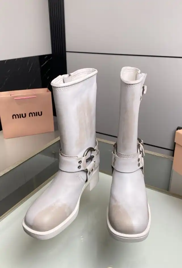 hype Miu Miu Boots