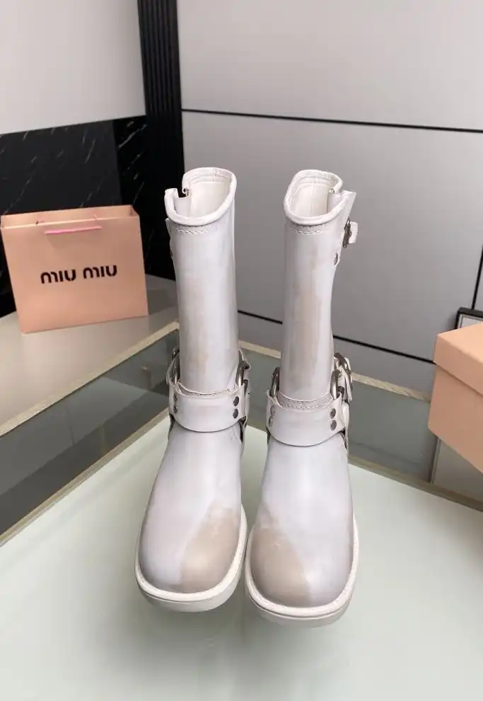 hype Miu Miu Boots