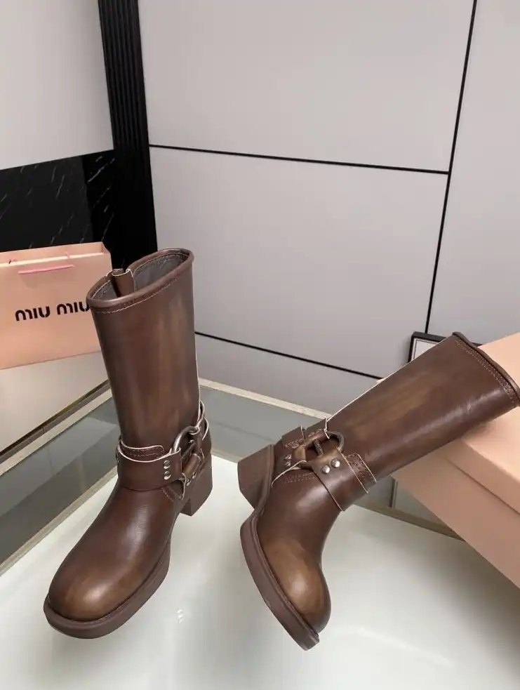 hype Miu Miu Boots