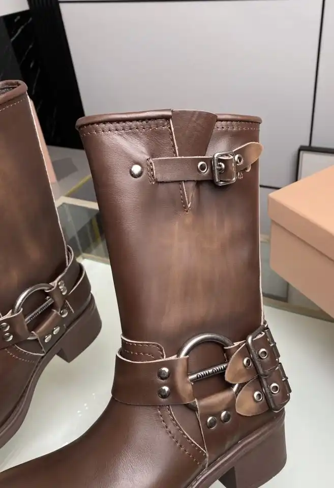 hype Miu Miu Boots