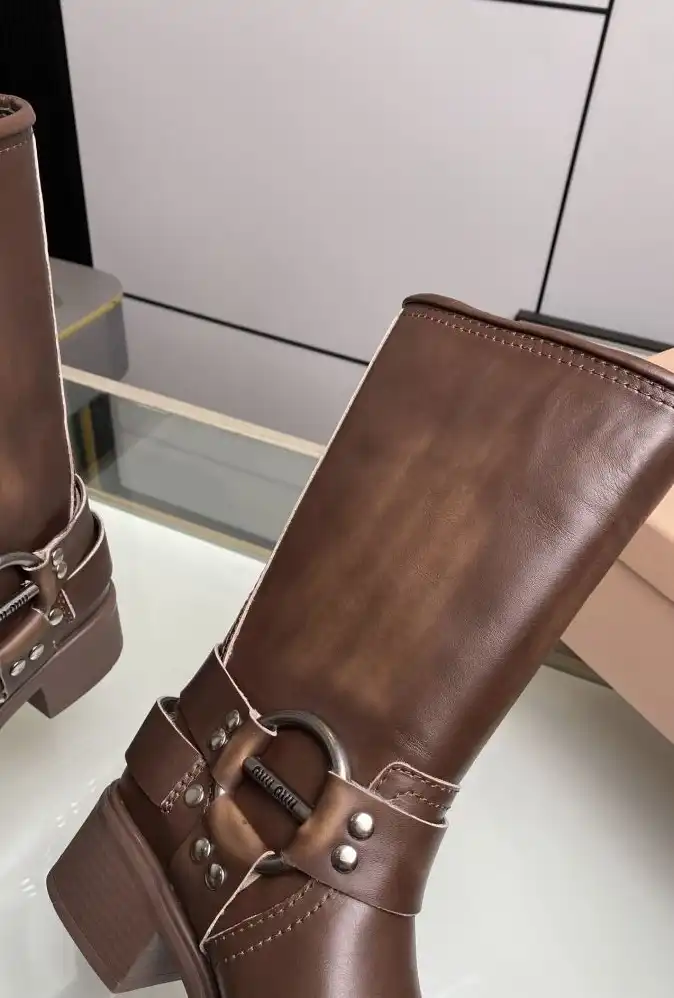 hype Miu Miu Boots