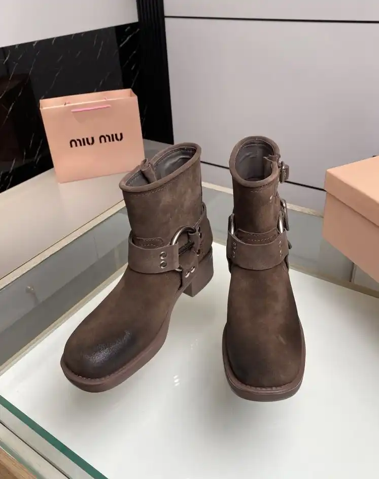 hype Miu Miu Boots