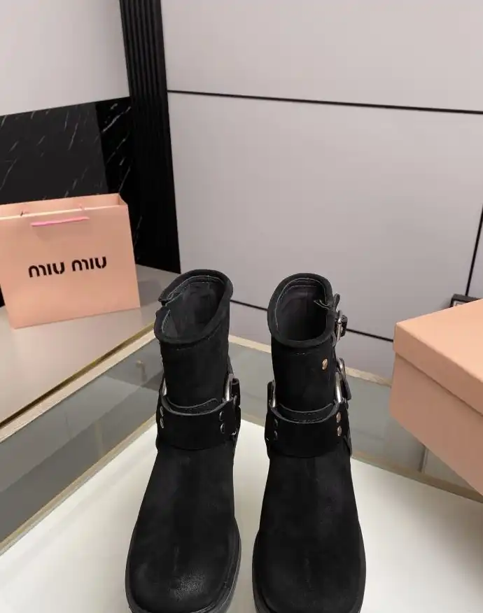 hype Miu Miu Boots