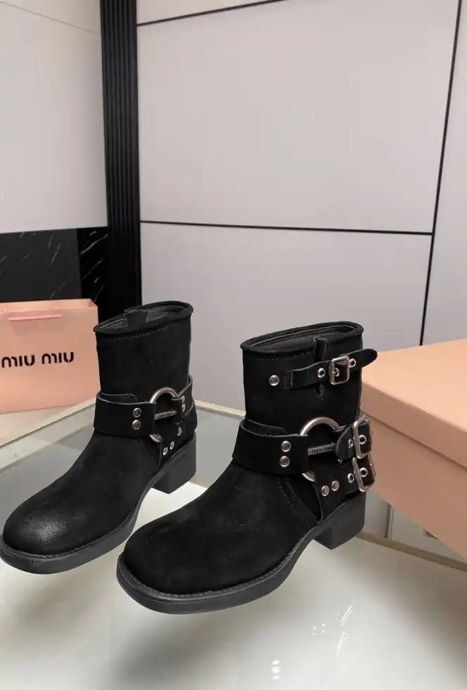 hype Miu Miu Boots