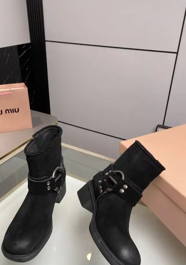 hype Miu Miu Boots