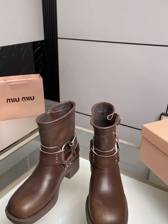 hype Miu Miu Boots