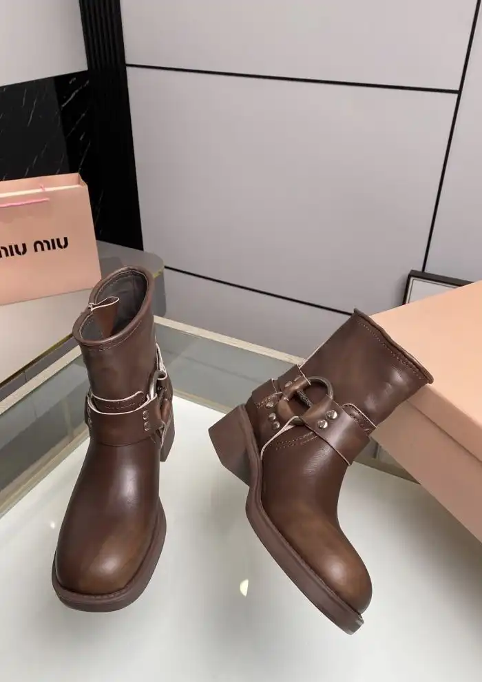 hype Miu Miu Boots