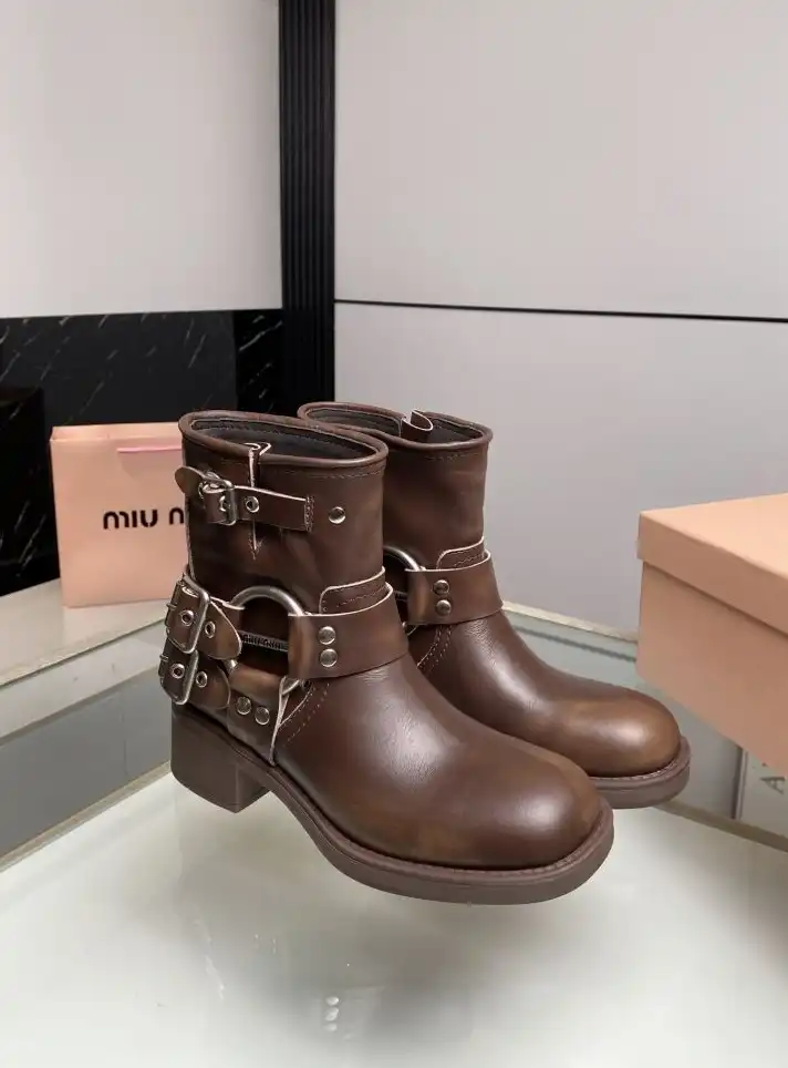 hype Miu Miu Boots