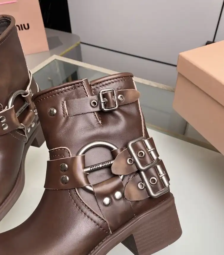 hype Miu Miu Boots