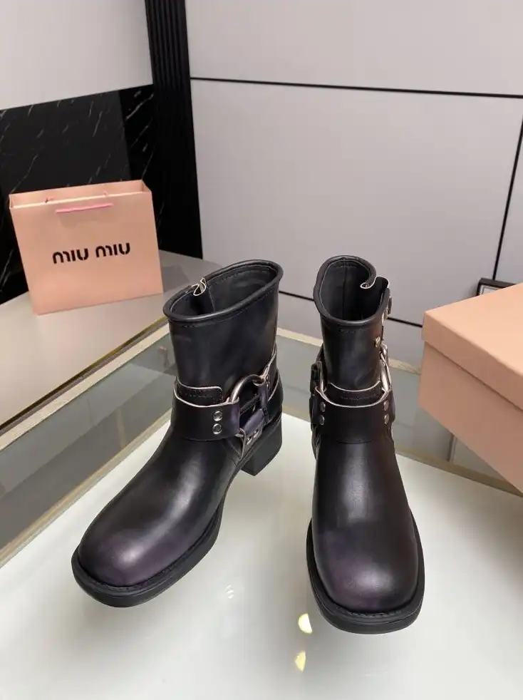 hype Miu Miu Boots