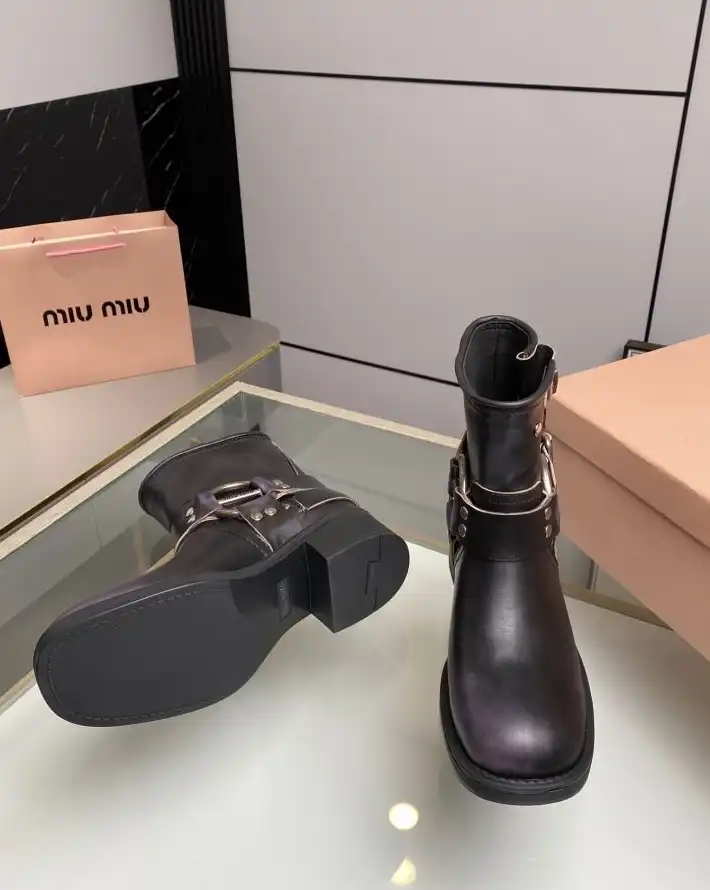 hype Miu Miu Boots