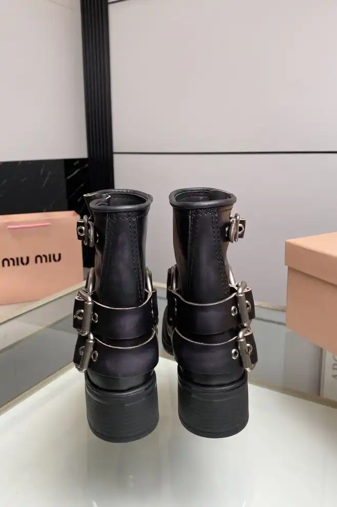 hype Miu Miu Boots