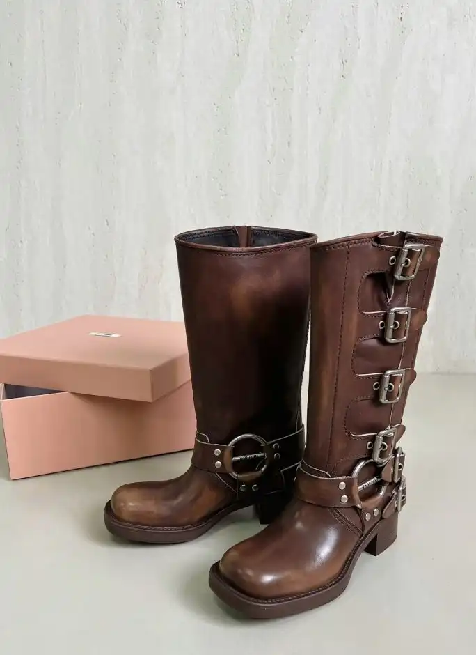 hype Miu Miu Boots