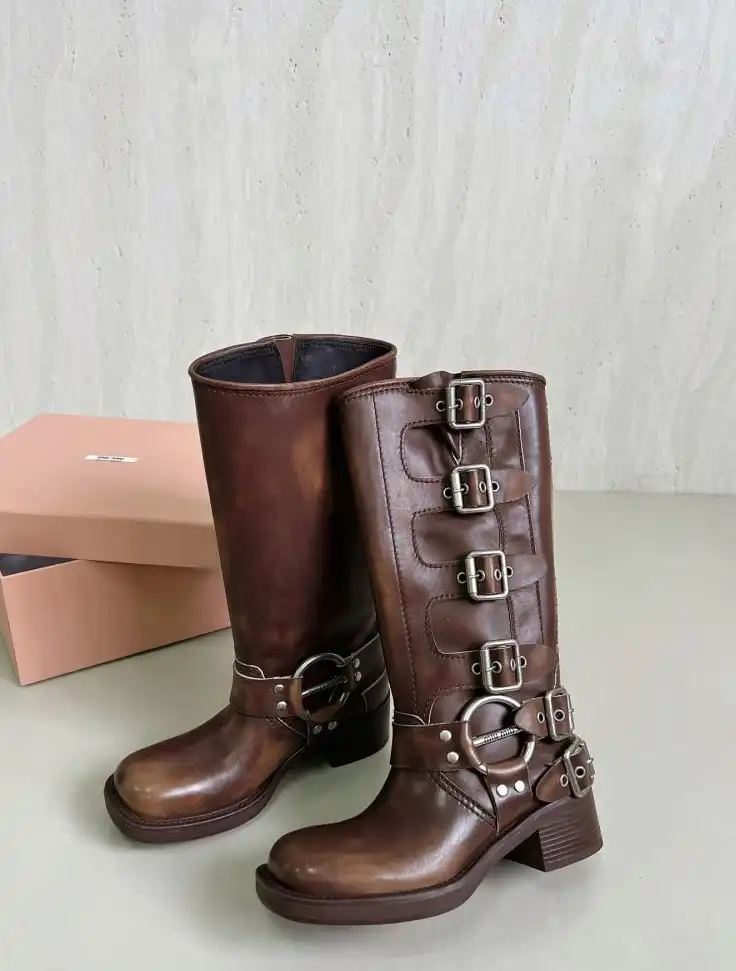 hype Miu Miu Boots