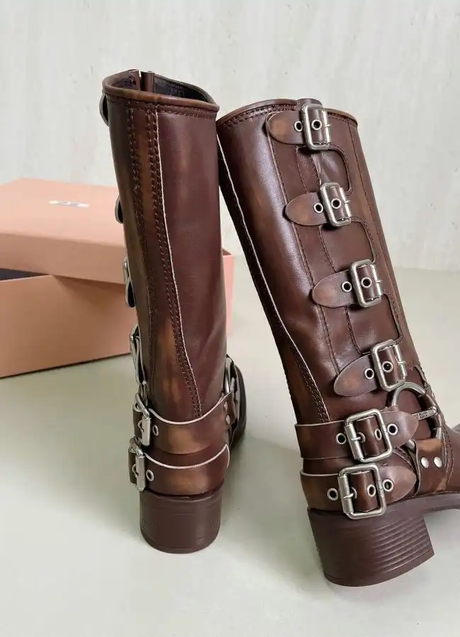 hype Miu Miu Boots