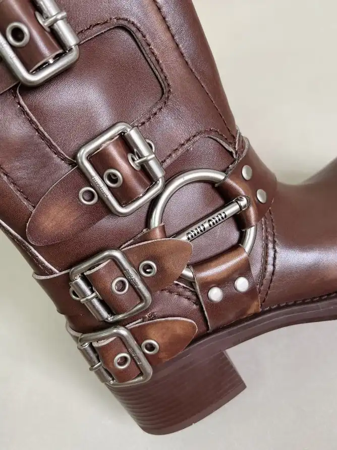 hype Miu Miu Boots